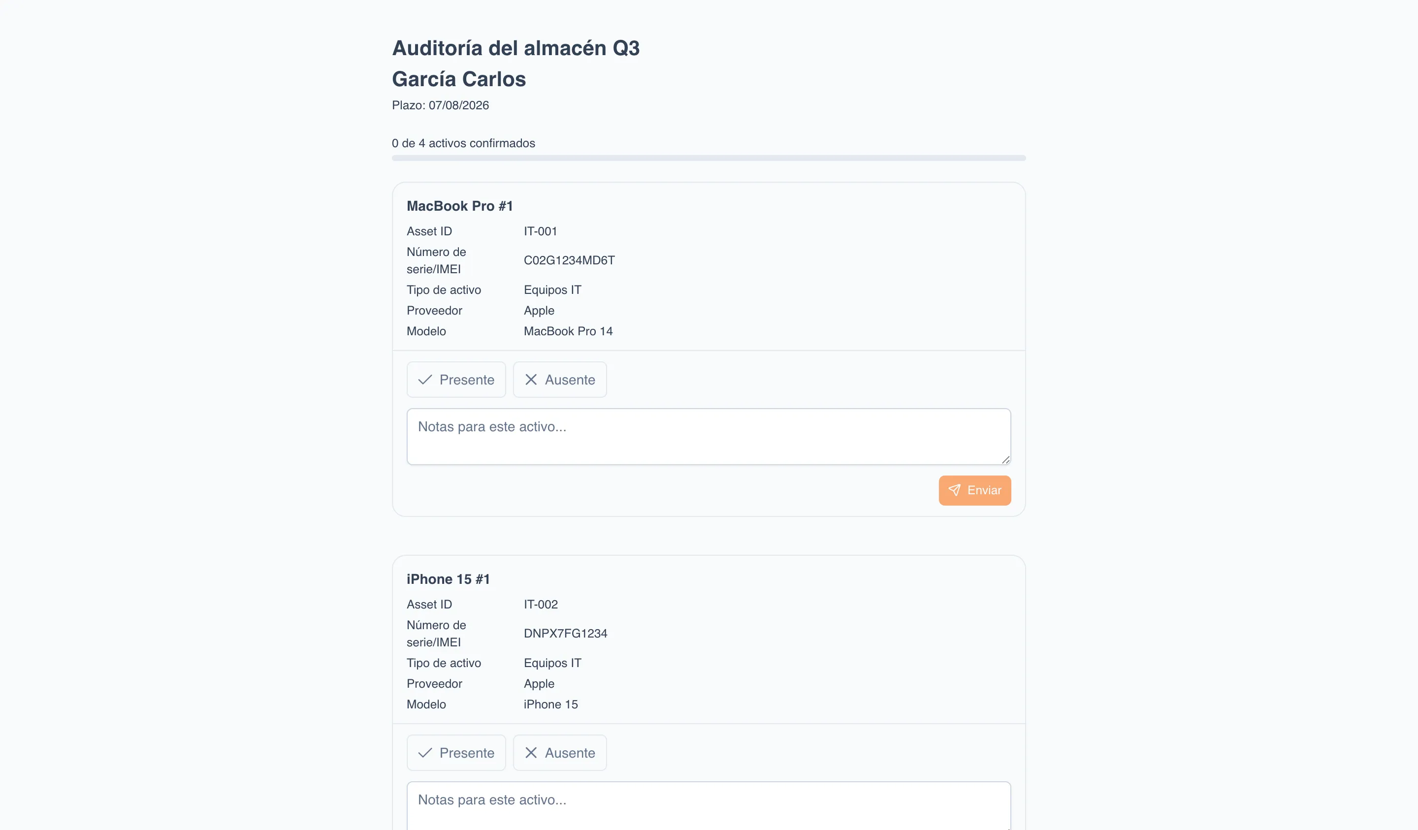 Pantalla del participante de la auditoría en autoservicio (página por enlace personal, sin iniciar sesión en UNIO24): encabezado con el nombre de la auditoría, el nombre del empleado y el plazo, indicador de avance «0 de 4 activos confirmados» y tarjetas de los activos asignados con sus datos, botones «Presente» / «Ausente», campo de notas y botón «Enviar»