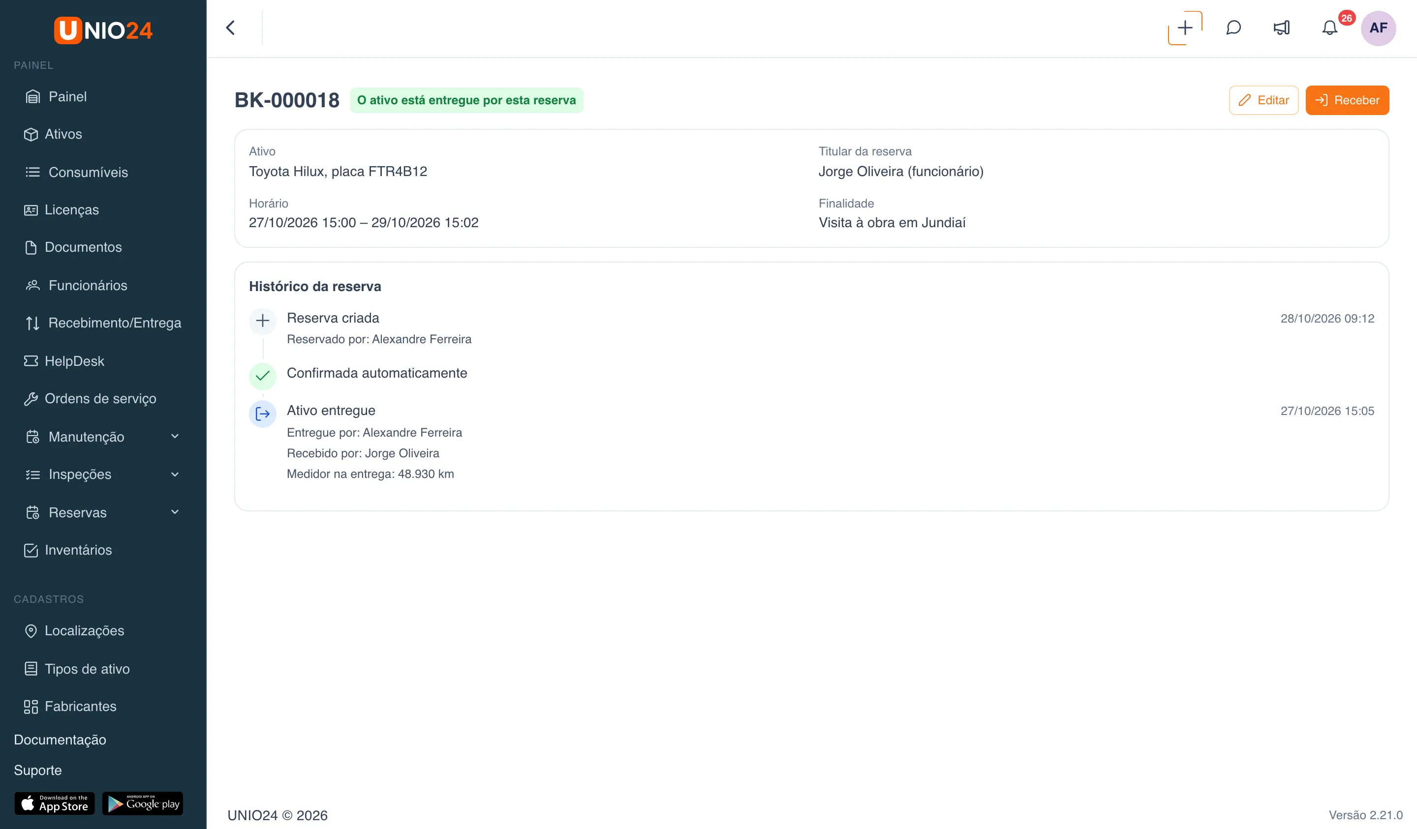 Ficha da reserva BK-000018 com o status “O ativo está entregue por esta reserva”: bloco com ativo, titular, horário e finalidade, botões “Editar” e “Receber”, bloco “Histórico da reserva” com as etapas “Reserva criada”, “Confirmada automaticamente” e “Ativo entregue” com a leitura do medidor na entrega