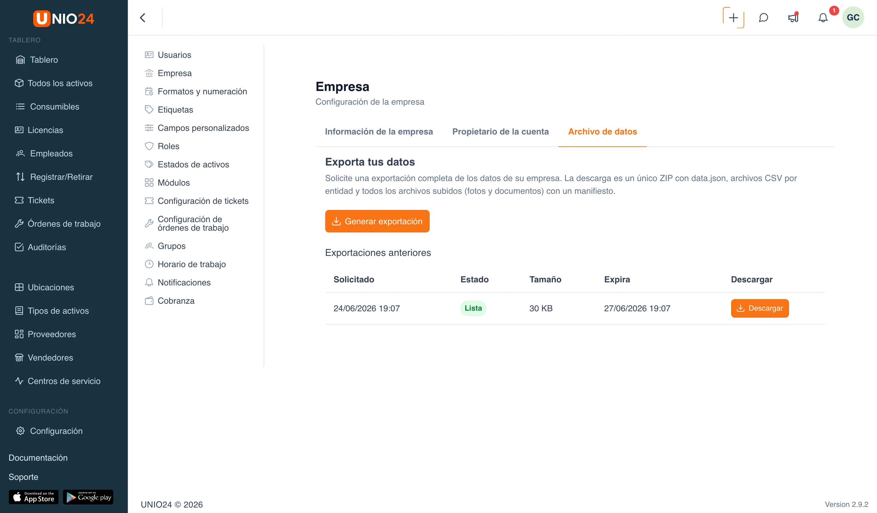 la pestaña «Archivo de datos»: la sección «Exporta tus datos» con el botón «Generar exportación» y la tabla «Exportaciones anteriores» con las columnas «Solicitado», «Estado», «Tamaño», «Expira» y «Descargar» con un registro listo